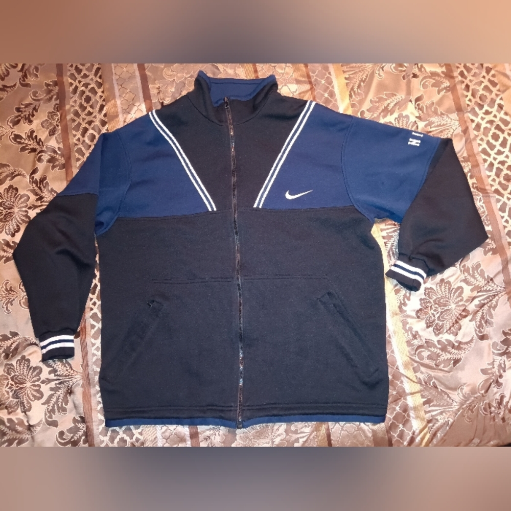 NIKE ZIP UP JACKET 🧥